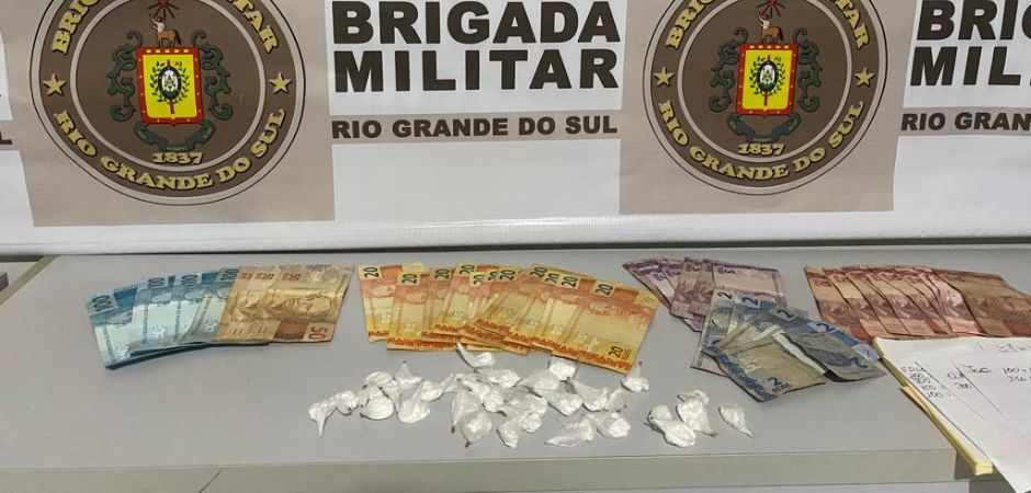 Traficante é preso com drogas e dinheiro em Igrejinha