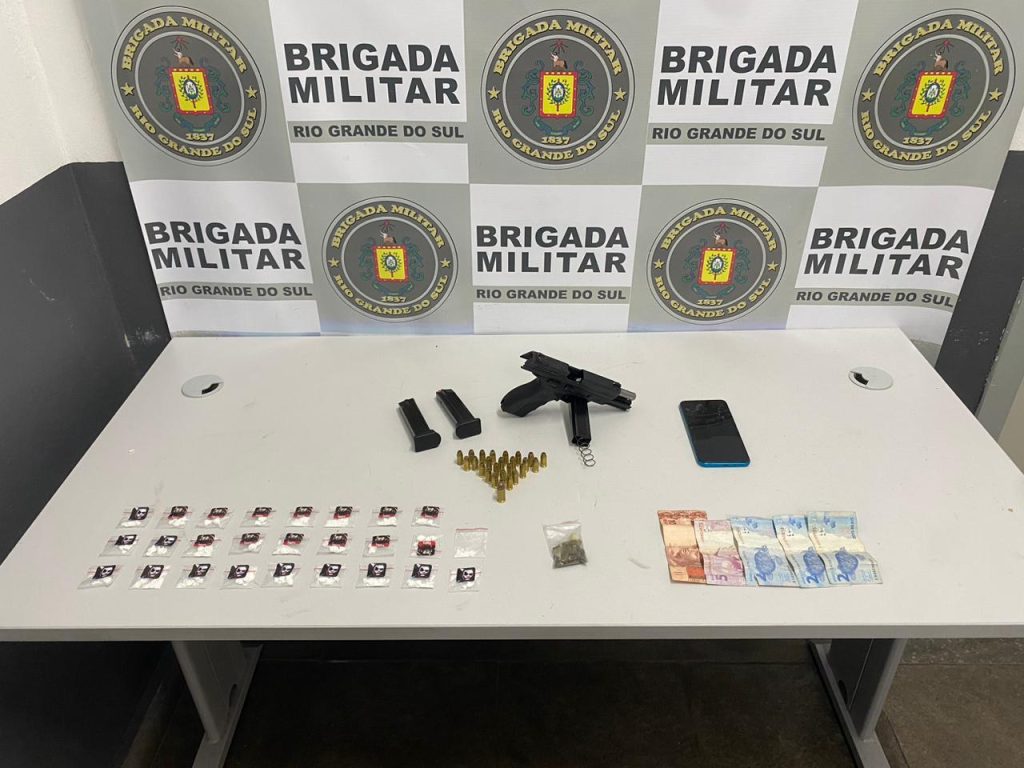 Jovem é preso por tráfico e porte ilegal de arma em Caxias do Sul
