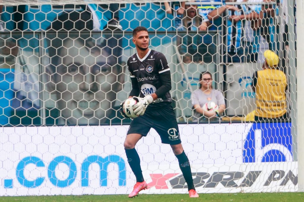 Bruno Ferreira representa o Caxias na Seleção do Gauchão