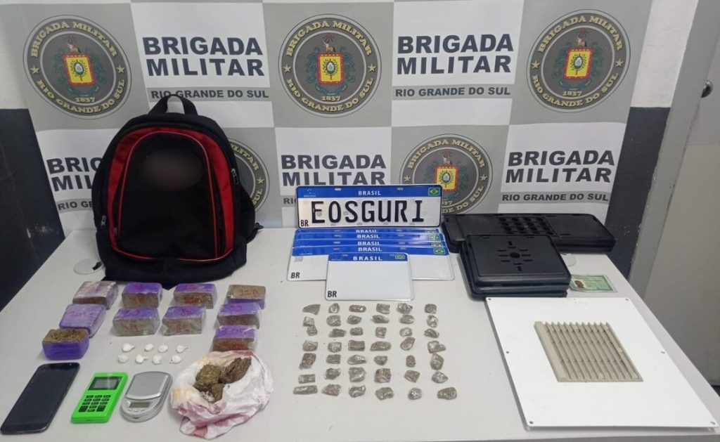 Homem é preso com drogas e equipamentos para clonagem de placas de veículos em Caxias do Sul