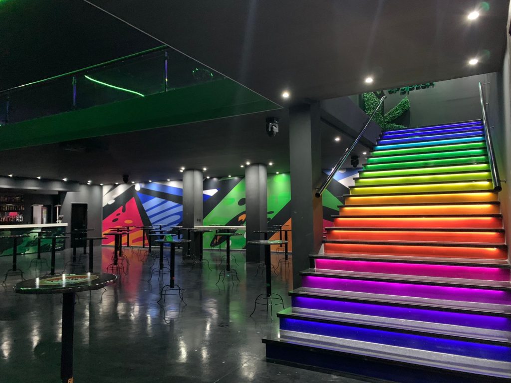 Recanto dos Pinheiros promove festa em sua casa de shows Krypton, em Flores da Cunha