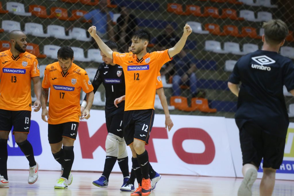 Carlos Barbosa receberá o maior clássico do futsal brasileiro, neste sábado