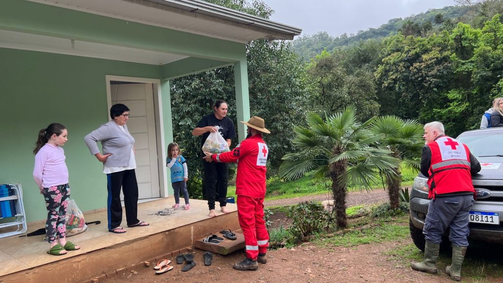 Cruz Vermelha de Caxias do Sul segue ajudando as vítimas no Vale do Taquari