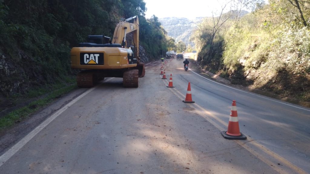 Estradas gaúchas permanecem com bloqueio parcial ou total em 16 trechos
