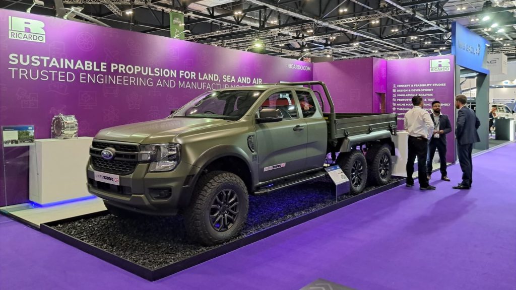 Ford Ranger HEX 6x6 - Foto: Divulgação