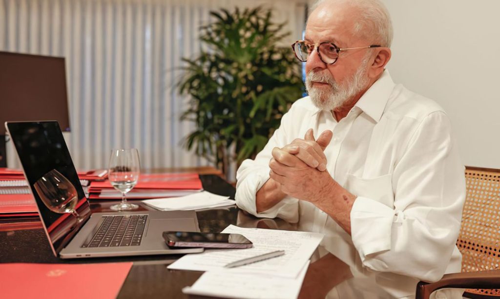 Lula parabeniza novo presidente eleito do Equador e fala em aprofundar relações bilaterais