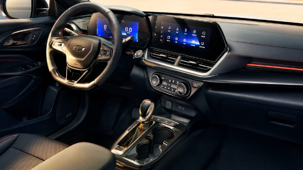 Chevrolet Spin 2025 vai ganhar central multimídia de útima geração