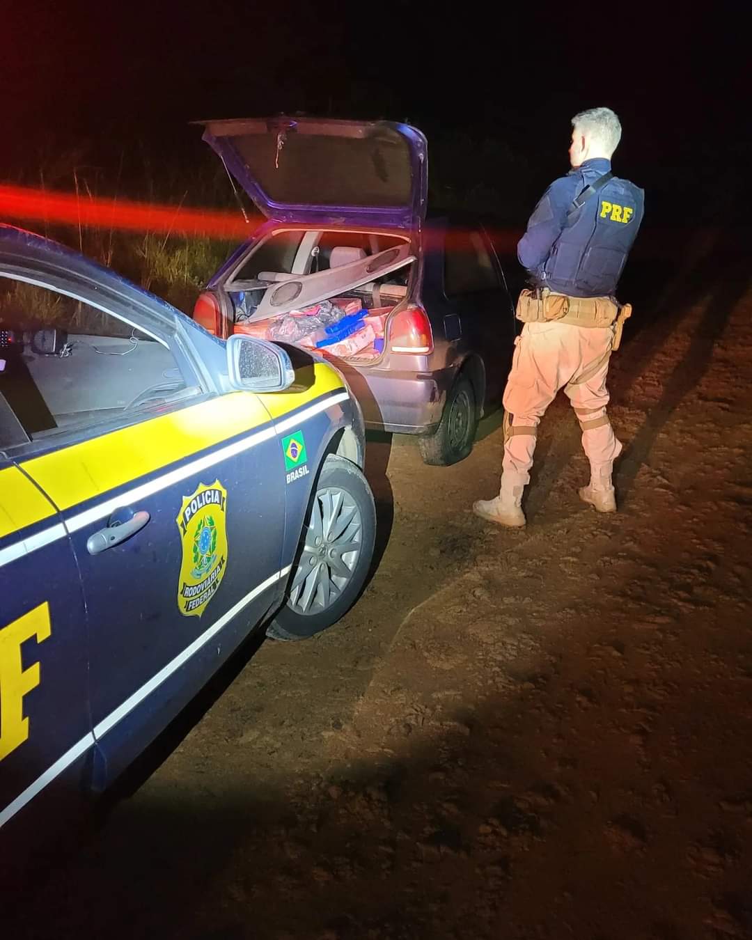 PRF apreende veículo com 150 Kg de maconha, em Pontão