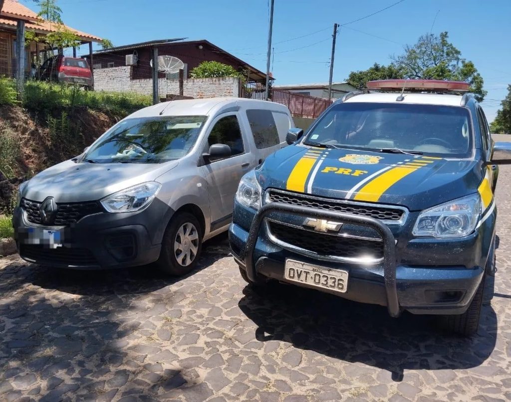 Após adulterar placa de carro, argentino é preso pela PRF