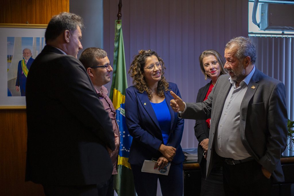 Deputada gaúcha destina emenda de R$ 400 mil para implantação de unidade móvel do INSS em Caxias do Sul