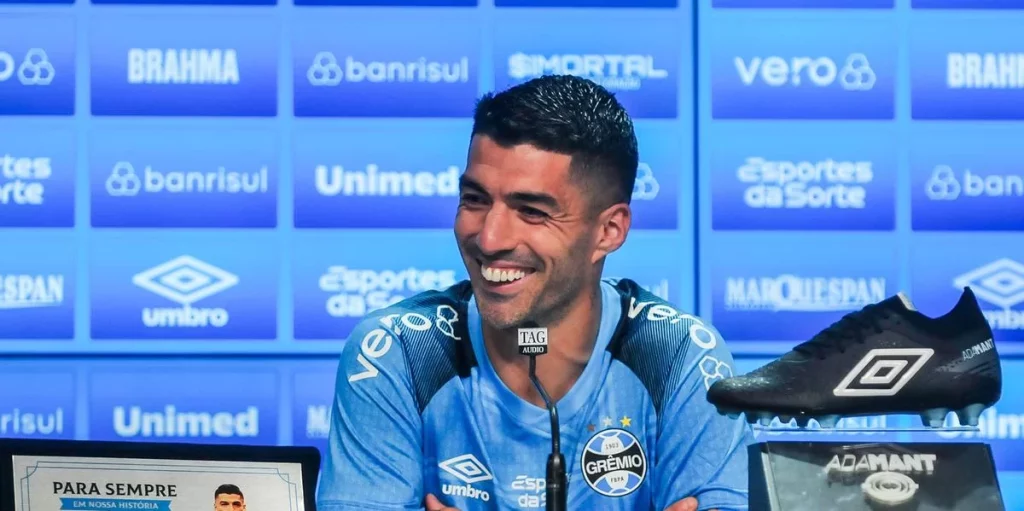 "Serei mais um gremista", diz Suárez em coletiva de despedida da Arena