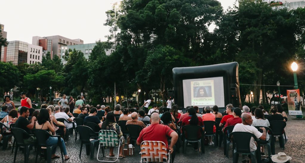 Cinema de Verão leva sessões ao ar livre em Caxias do Sul a partir de segunda (22)
