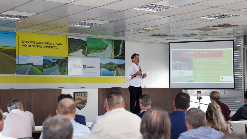 Audiência pública apresenta andamento dos projetos de reconstrução das pontes destruídas pelas chuvas no Rio Grande do Sul