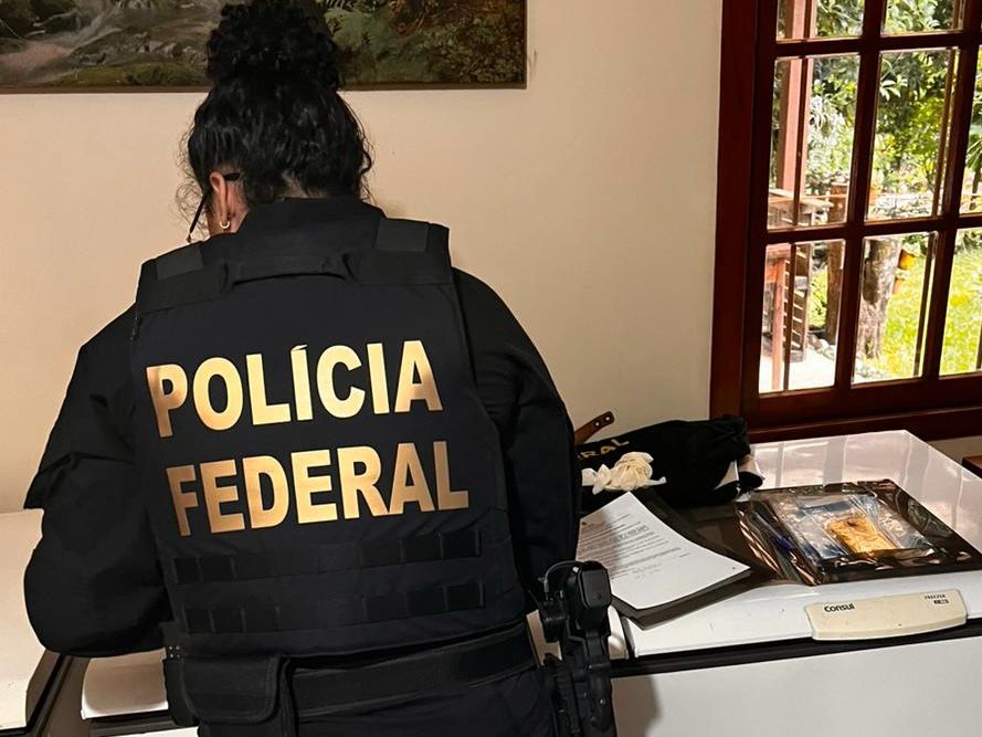 Polícia Federal mira contrabando de agrotóxicos e cumpre quatro mandados de prisão em Venâncio Aires