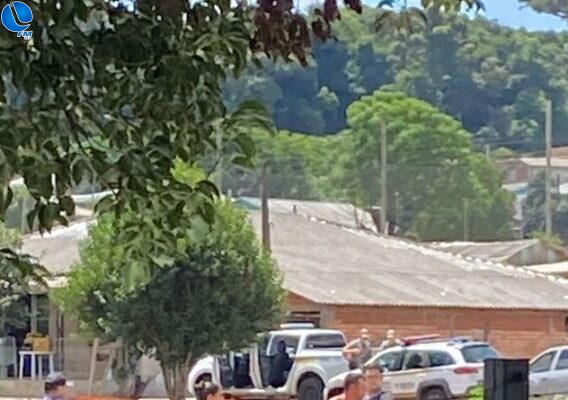 Homem é golpeado na cabeça após balear jovem em Lagoa Vermelha