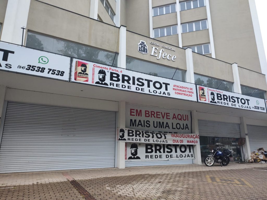 Fachada da loja, na Rua Amadeo Rossi, número 400, bairro Interlagos - (Foto: Alice Corrêa/Grupo RSCOM)