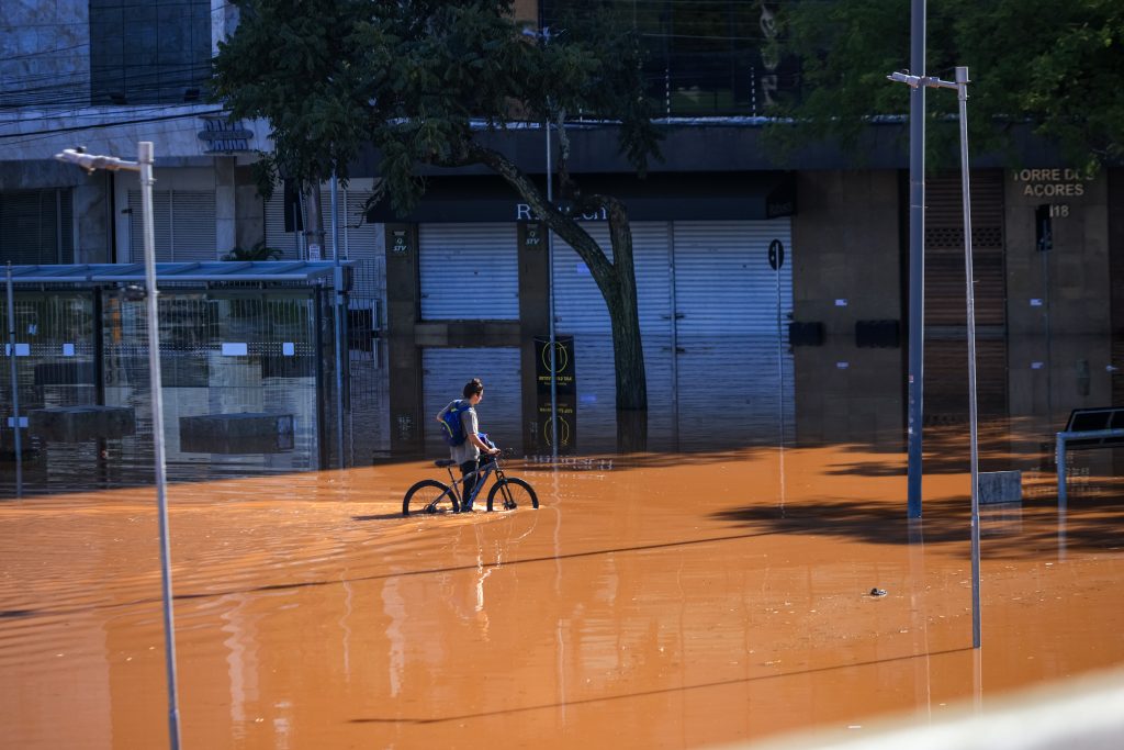 Ministério Público vai investigar decretos de calamidade pública de municípios não atingidos pelas chuvas no RS Ministério Público vai investigar decretos de calamidade pública de municípios não atingidos pelas chuvas no RS