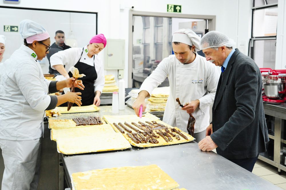 Aniversário de Caxias do Sul: bolo de 300 quilos terá cores da bandeira do RS e formará número 134