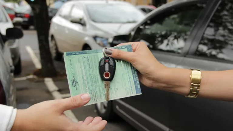 Transferência de propriedade de veículos deve ser feita até 17 de setembro