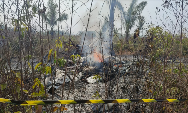 Queda de avião mata cinco pessoas em Mato Grosso