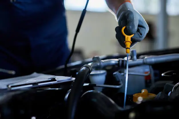 O que fazer quando a luz do óleo do motor acende