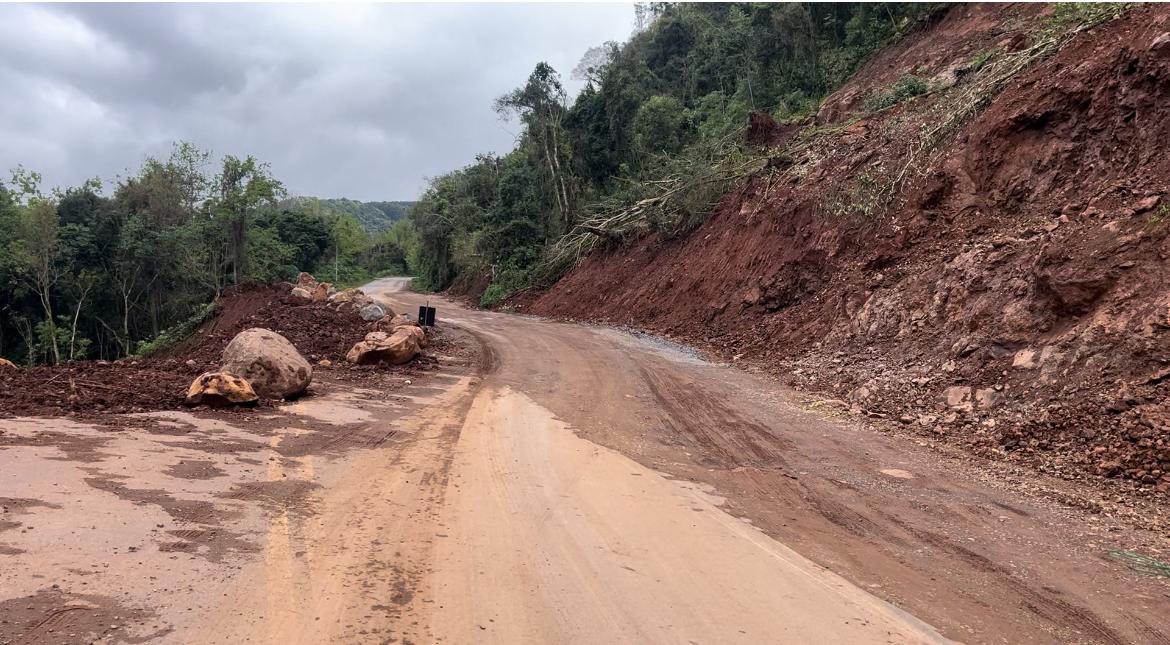 Obras de recuperação da ERS-431, em São Valentim do Sul, estão paradas