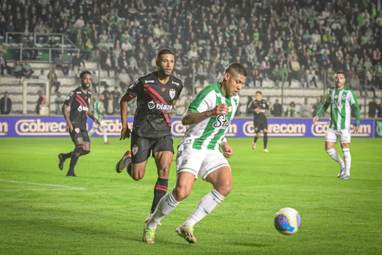 No primeiro turno, Juventude venceu o time goiano, que era treinado por Jair Ventura. Foto: Fernando Alves / EC Juventude