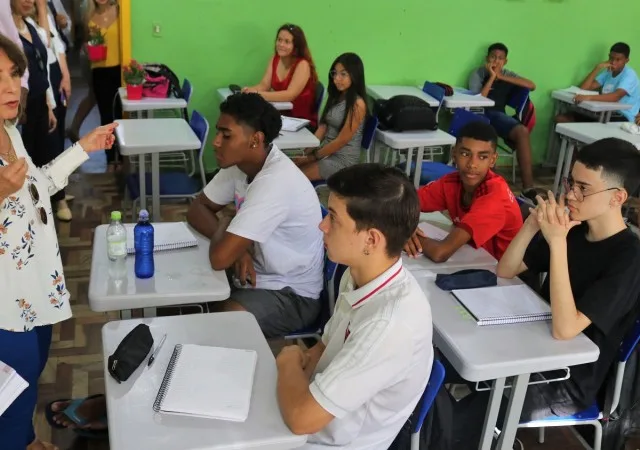 Mais de 20 mil alunos da rede estadual retornam às aulas nesta segunda-feira em Caxias do Sul