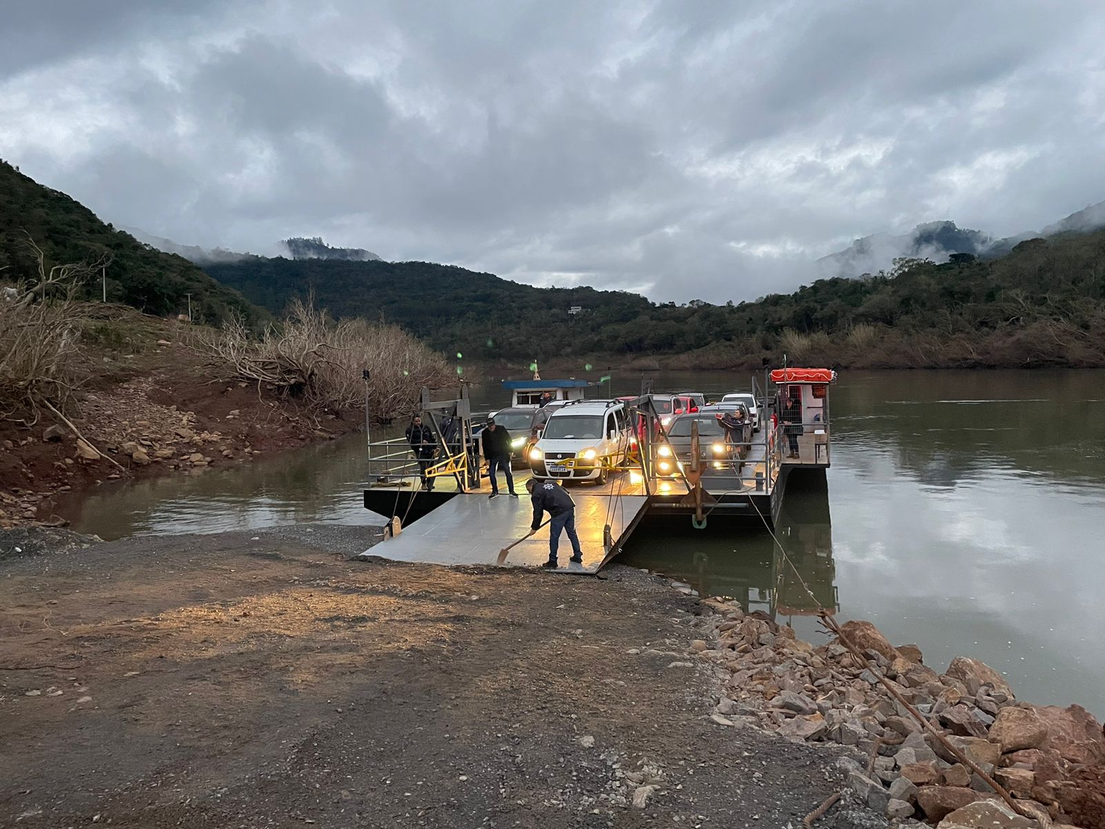 Balsa de Santa Bárbara tem horário de funcionamento ampliado