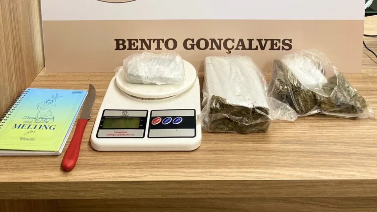 Adolescente é apreendido com mais de 700g de maconha em Bento Gonçalves