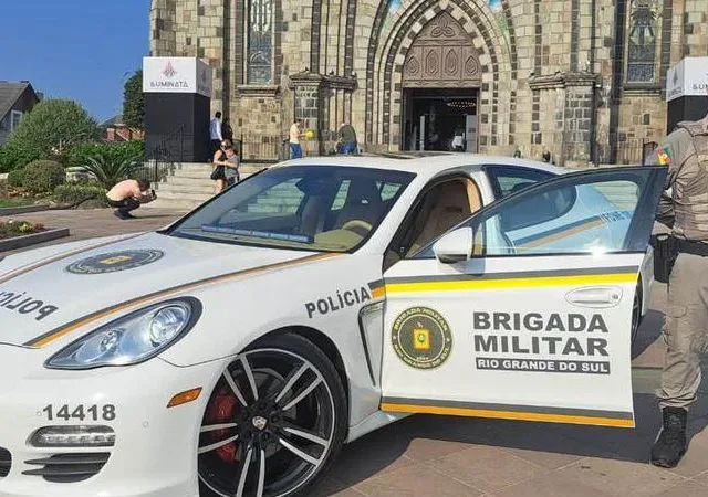 BM utiliza Porsche como viatura na Serra gaúcha | Foto: Ricardo Giusti