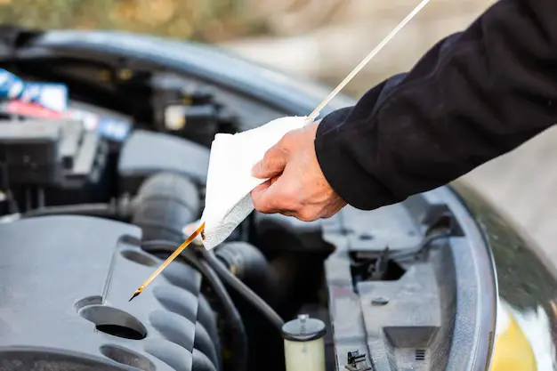 O que fazer quando a luz do óleo do motor acende