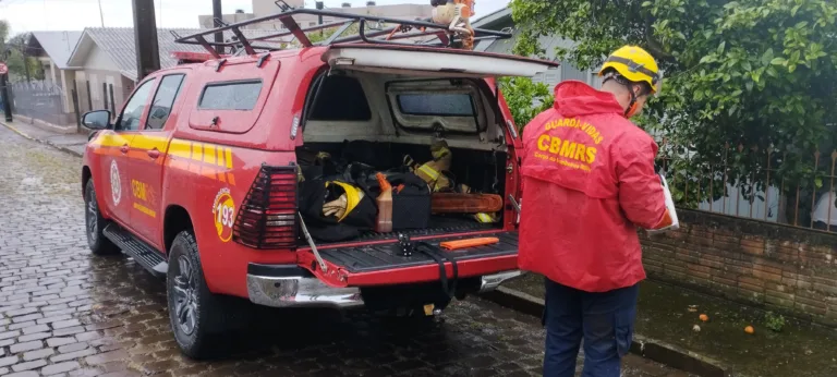 Serviços do Corpo de Bombeiros e SAMU disponibilizam números alternativos para atender a população