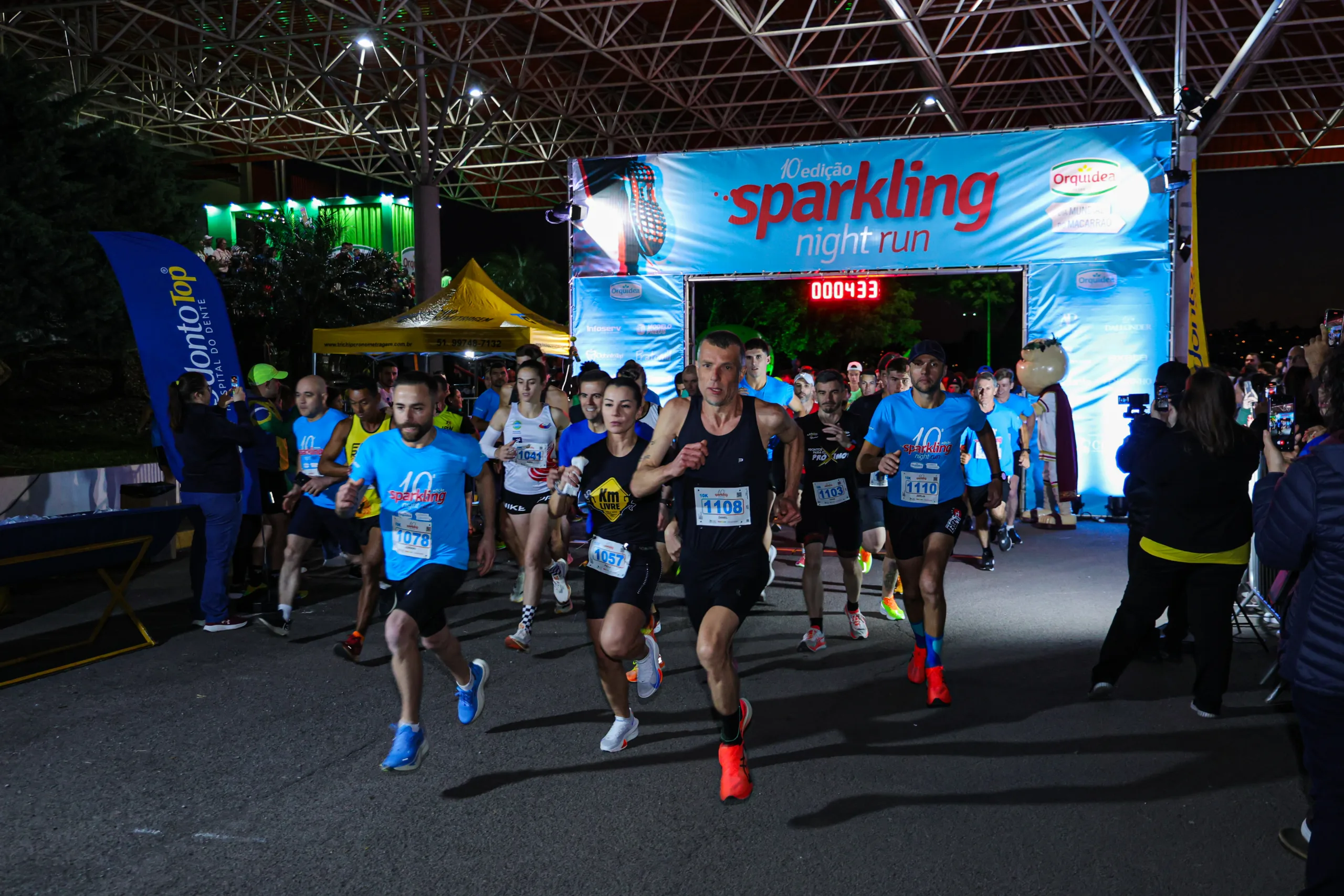 Sparkling Night Run reúne mais de mil atletas em Bento Gonçalves; confira os vencedores