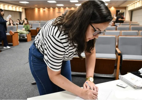 Emanuela Fiorelli assinou a opção de escolha em atuar no Forum de Caxias do Sul