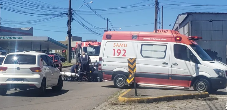 Acidente no Charqueadas deixa dois feridos em Caxias do Sul