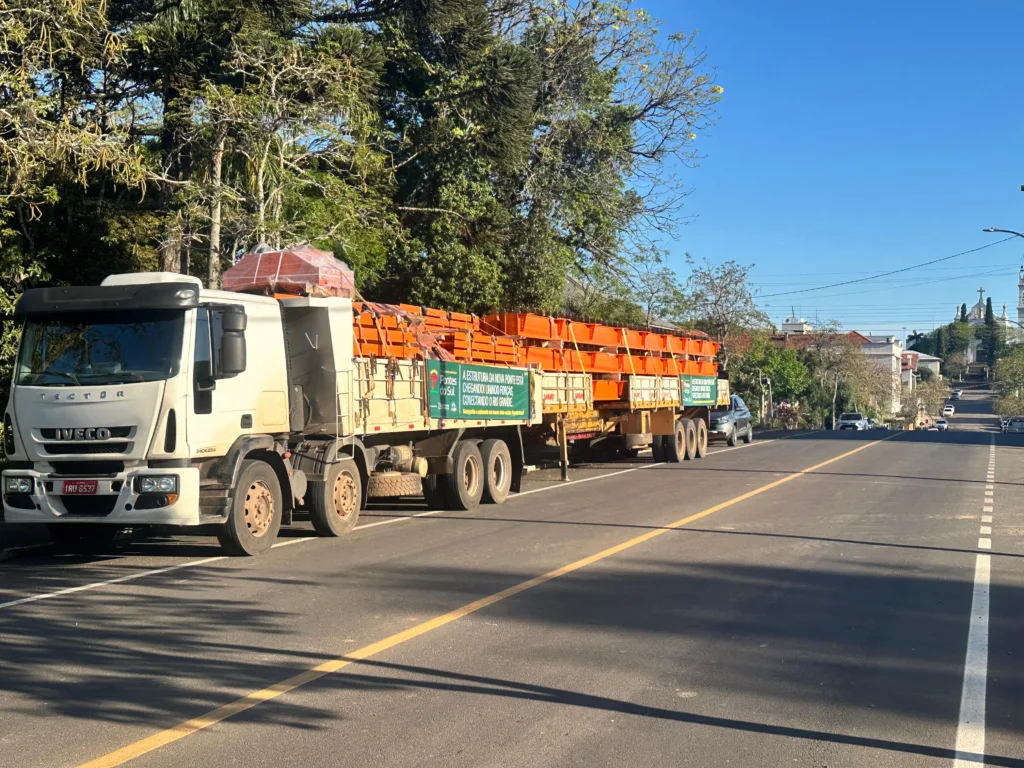 Cotiporã começa a receber estruturas das pontes sobre os rios Carreiro e das Antas