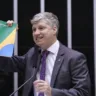 Deputado Marcel van Hattem denuncia suposta perseguição política pelo STF