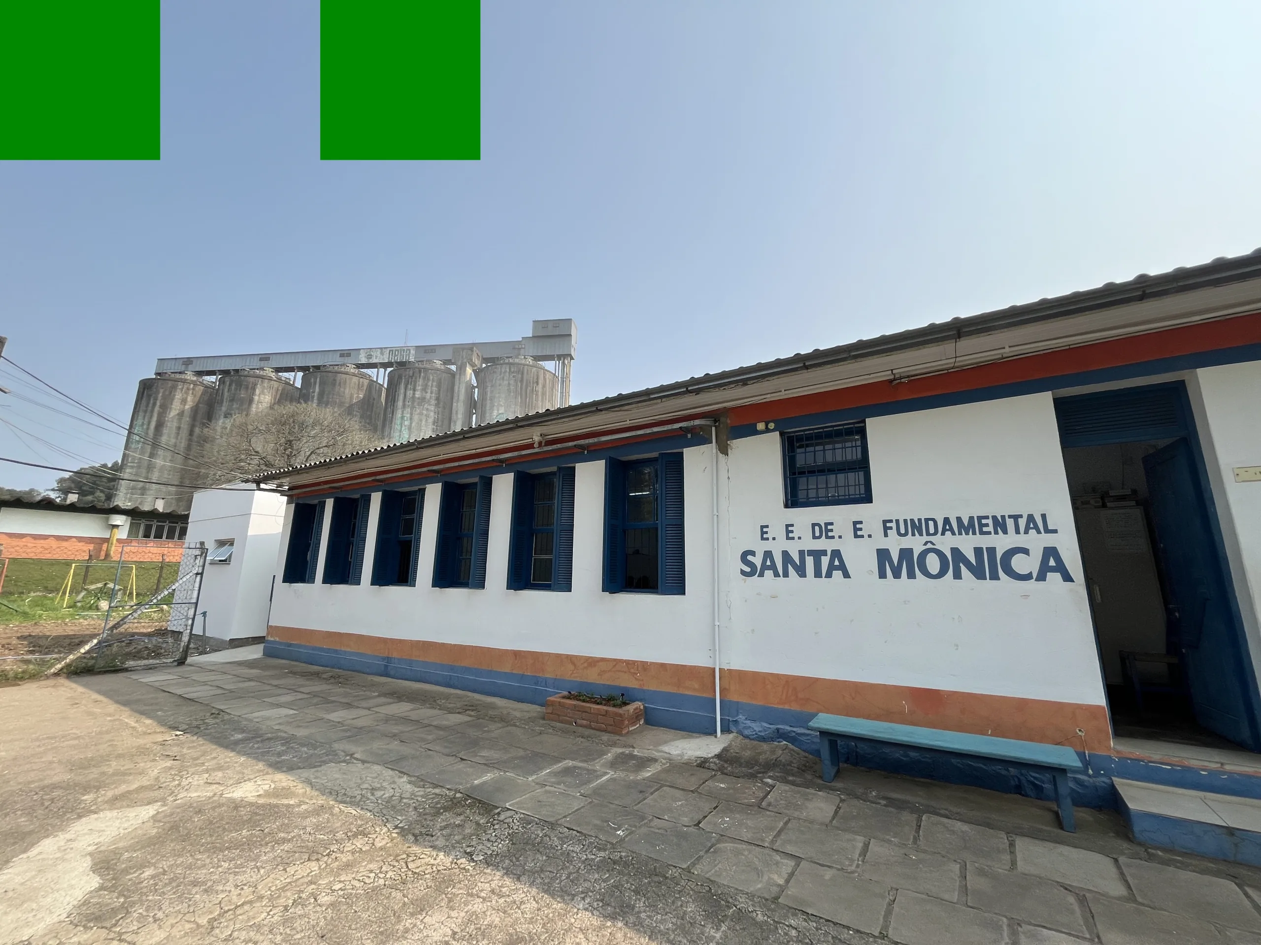 Novo banheiro escola Garibaldi