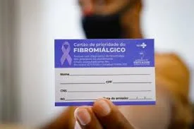 Cartão permite o atendimento preferencial aos portadores de fibromialgia