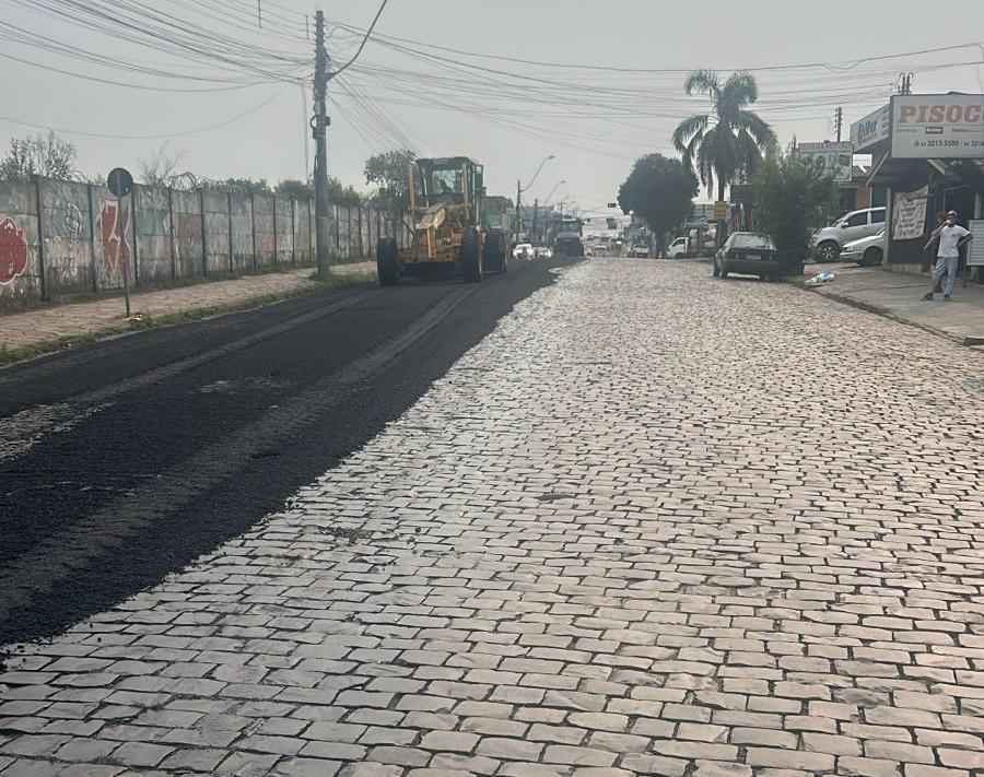 Com nova usina de asfalto, Codeca recupera trechos de ruas e avenidas em Caxias do Sul