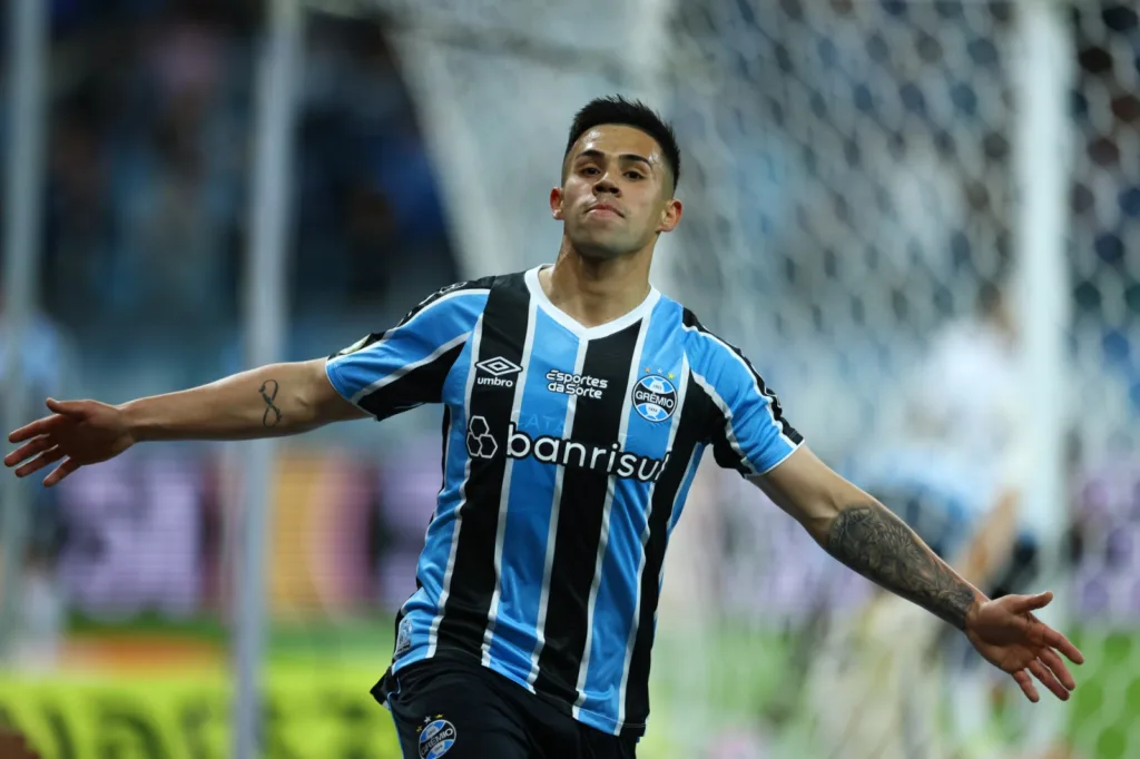 Resumo do esporte: Grêmio vence e se afasta do Z-4; Inter e Juventude entram em campo neste sábado pelo Brasileirão