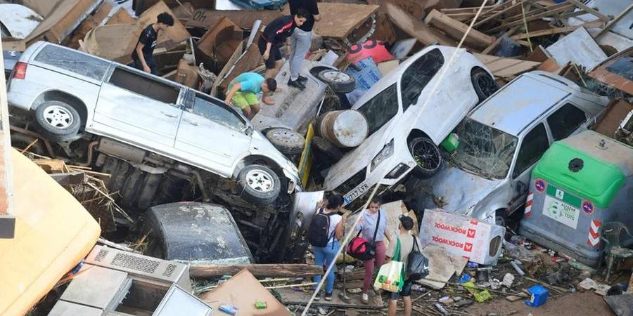 Inundações deixam quase 100 mortos na Espanha