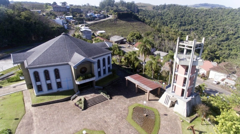 Parceria entre Museu do Imigrante e UCS amplia inventário histórico de Faria Lemos, em Bento Gonçalves