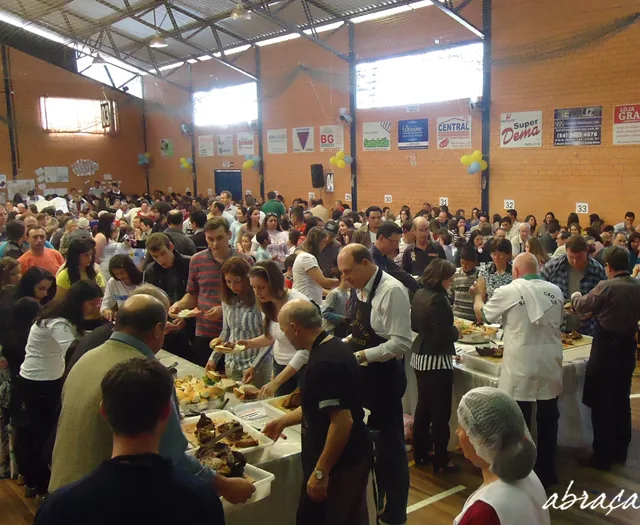 Abraçaí realiza o 13º Almoço do Abraço em Bento Gonçalves