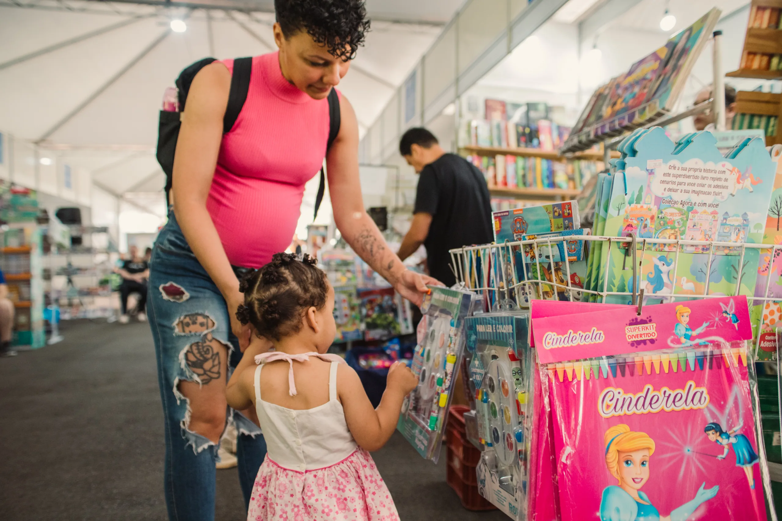 Com seis dias de programação, Feira do Livro de Nova Petrópolis começa nesta terça-feira na Rua Tiradentes