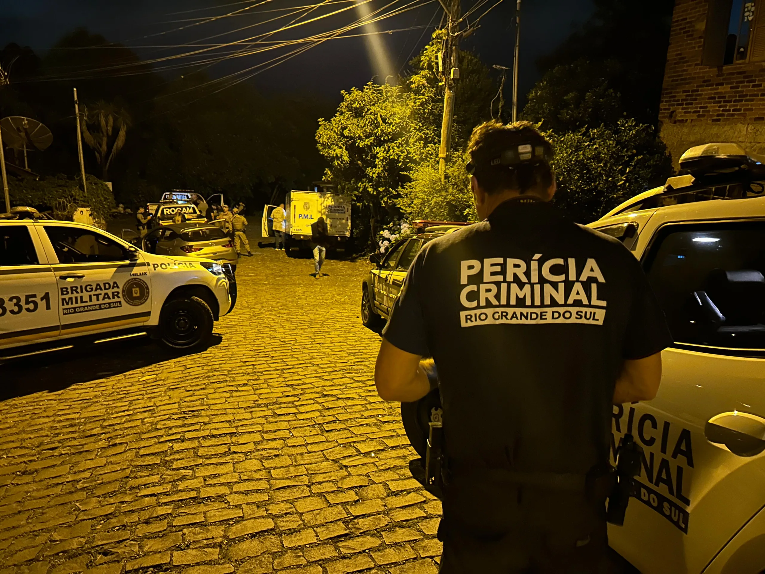 Homem é morto e três são presos em confronto com a Brigada Militar no bairro Charqueadas, em Caxias do Sul