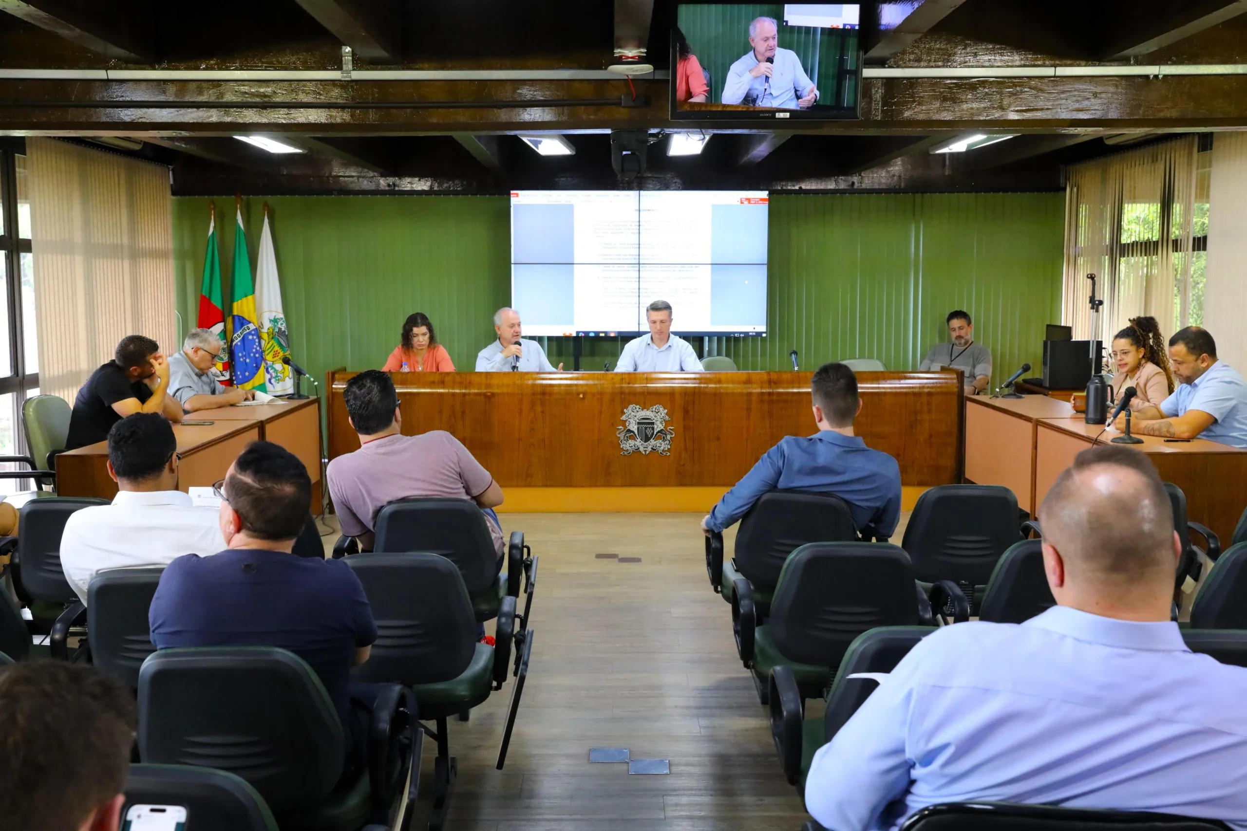 Vereadores presentes foram unânimes em negar o pedido de Scalco