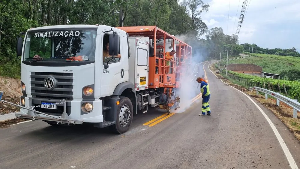 Asfaltamento da Estrada 306, em Caxias do Sul, deve ser entregue até o início de 2025