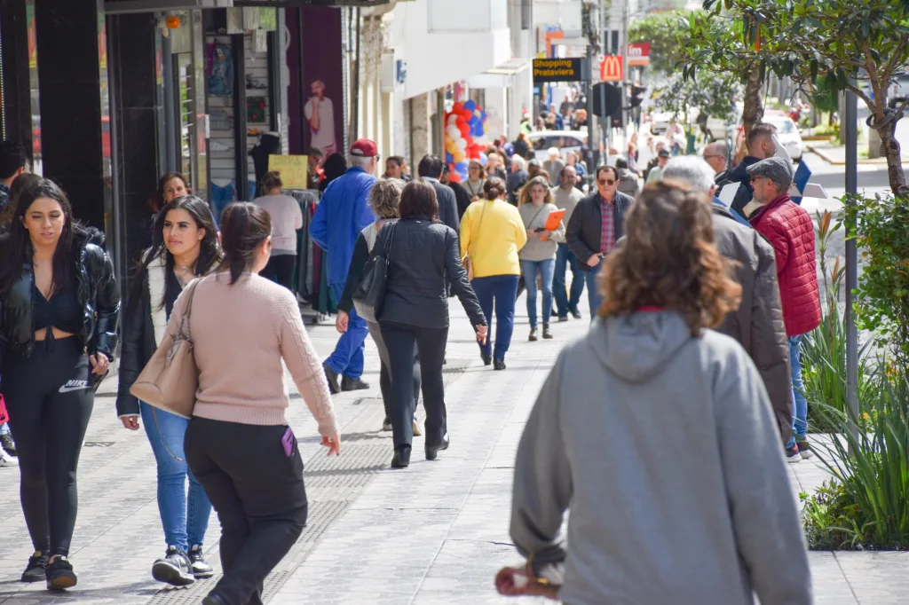 Mais de 134 mil consumidores caxienses tinham dívidas em setembro